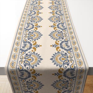 Floral Tischläufer - Beige und Blau Elegantes Dekor, Sondergröße Läufer