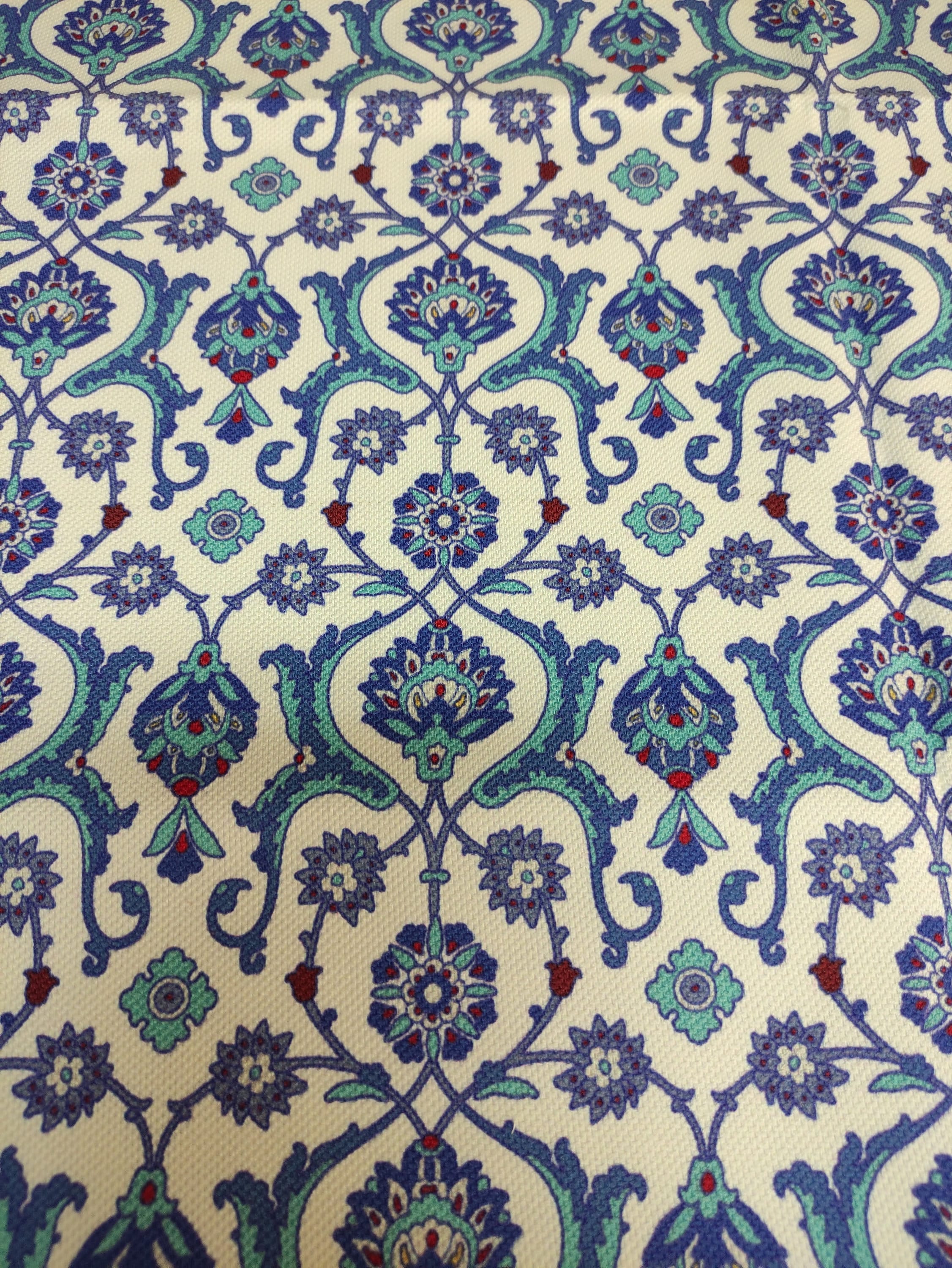 お歳暮・冬ギフト特集 2025 人気ランキング White Blue Ottoman Digital Yards, the by Fabric Tile Floral ジャケット・アウター
