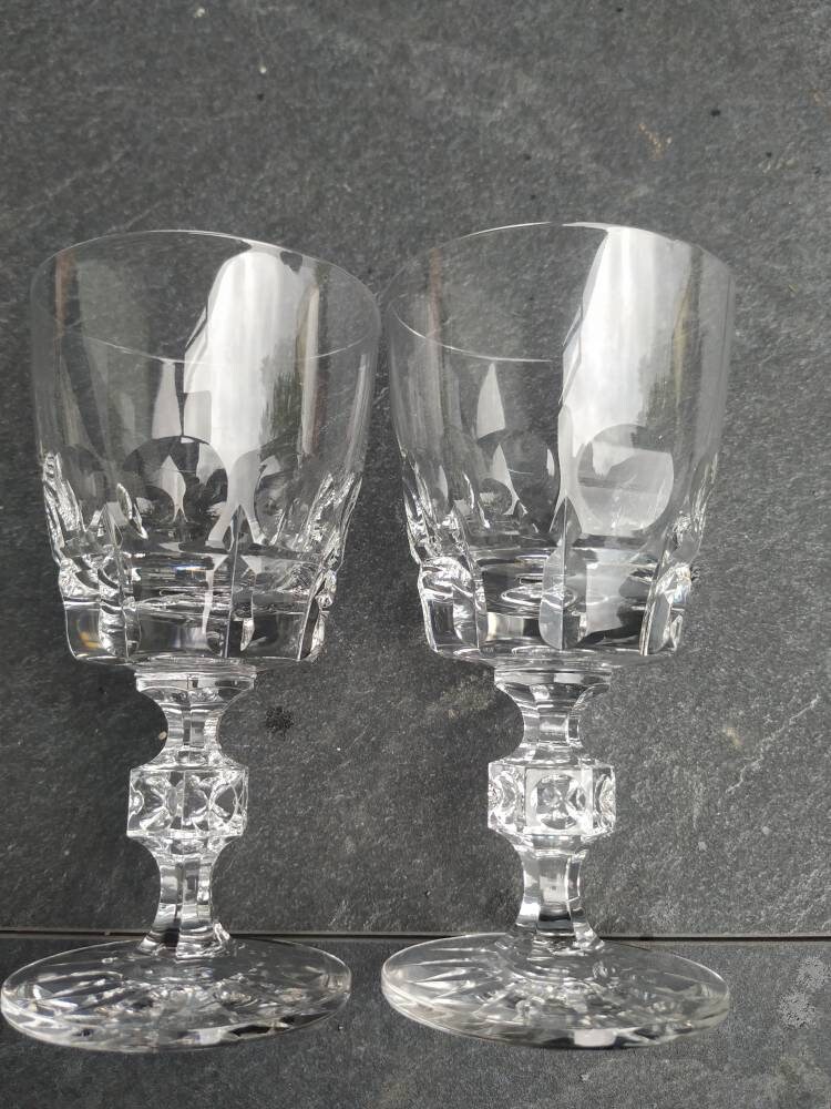 Art Déco. Années 30/40. Lot de 3 Verres à Pied en Cristal. Finitions Rond et Facettes sur Le Verre A