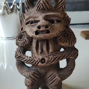 Ancient Aztec/Mayan Deity Figurine, origin/Mexico, Pre-Columbian style, in volcanic stones - Very beautiful collector&#39;s item