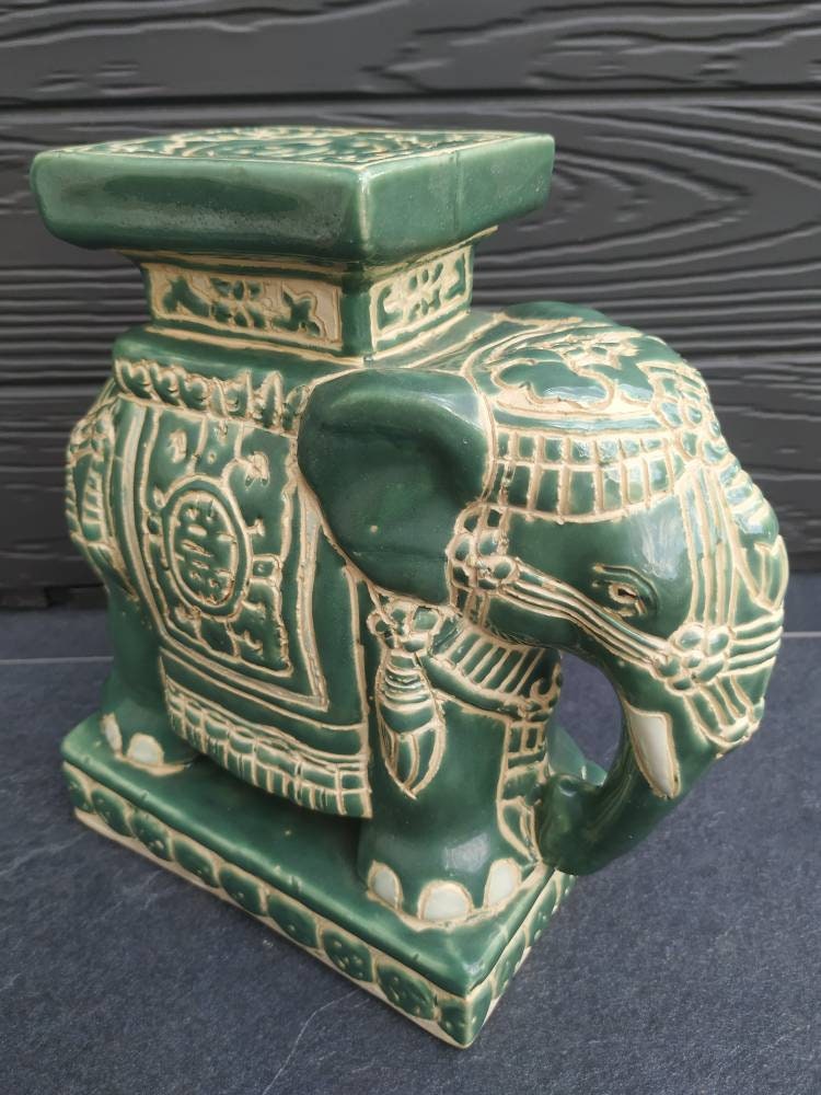 statue Décorative Artisanale Locale D Asie Du Sud Éléphant en Terre Cuite Émaillée de Couleur Verte 