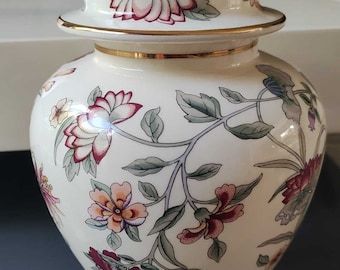 Potiche/Pot à thé ou gingembre/Vase à couvercle stylé Asiatique, signé "Fantasy Fapodel" - En porcelaine émaillée. Décor fleuris