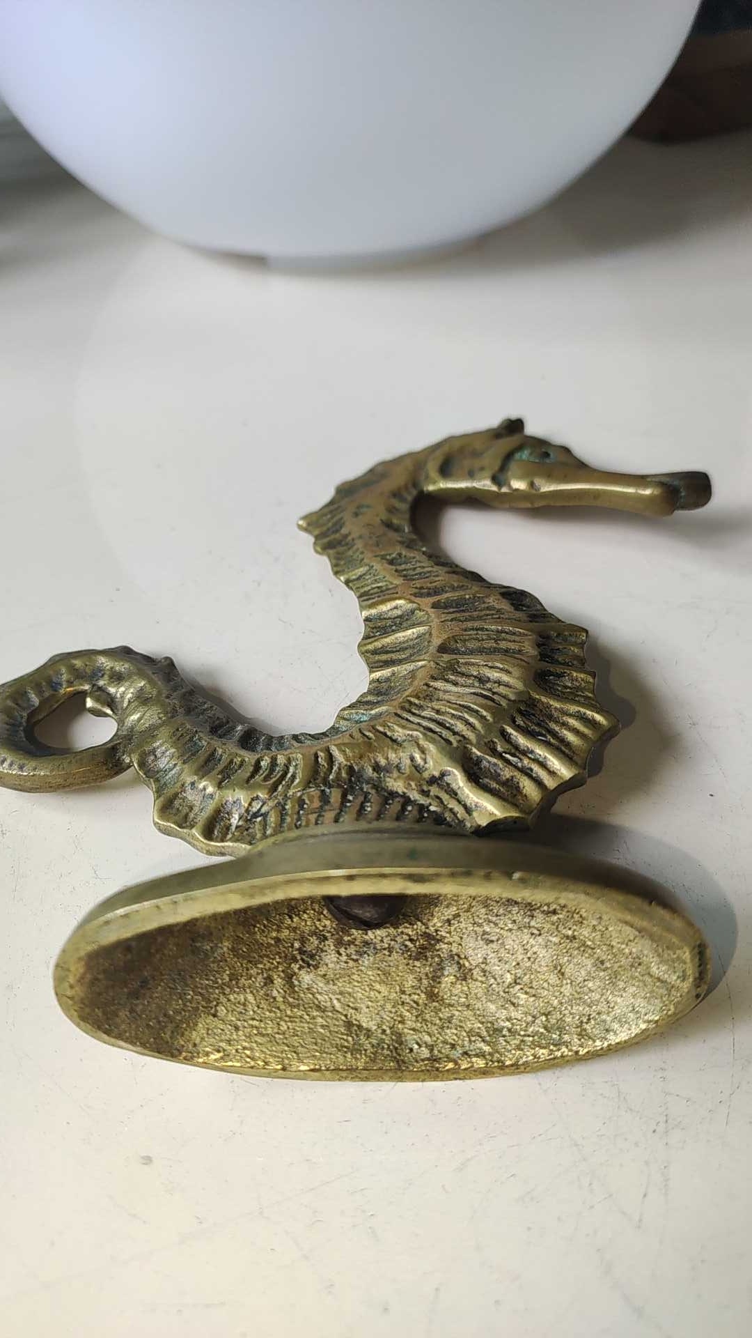 Figurine Hippocampe Vintage – Bronze Doré – Symbole Protection – Fait Main