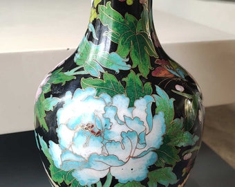 Antique Chinese JINGFA Vase in polychrome cloisonné enamel - Richly decorated with floral/butterfly/exotic bird motifs/Height 26cm