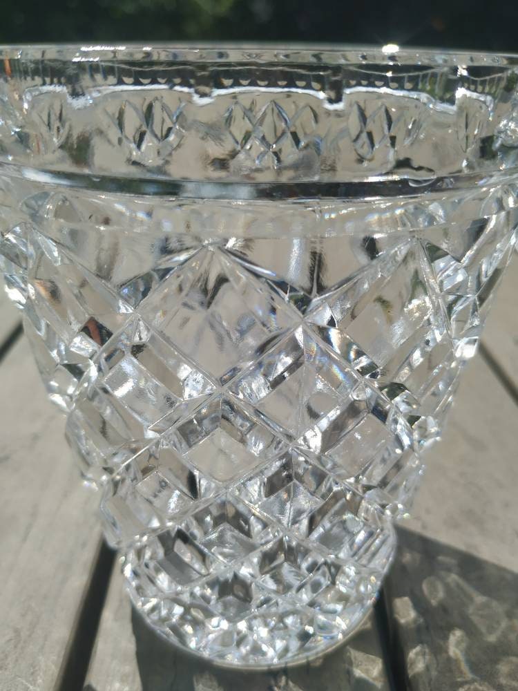 Vintage. Seau à Glaçons en Cristal Facettes. Haut. 14, 5 cm. Diamètre Du Dessus.12, 5 Base. 8 2 Poig