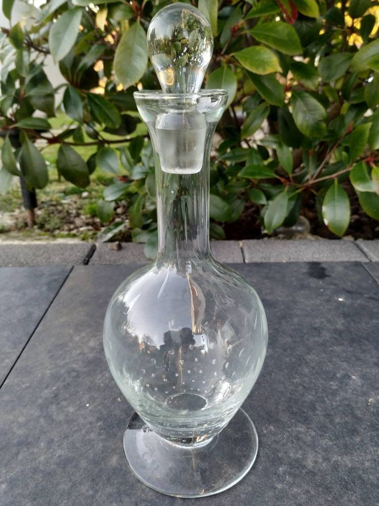 Vintage. Carafe en Verre avec Incrustations de Bulles. Haut. 32 cm. Diamètre L Ouverture. 5, 5 Base.