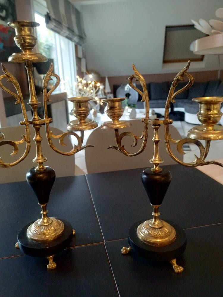 Lot de 2 Chandeliers 3 & Feux Anciens Des Années 1950 Style Napoléon Iii. en Laiton Doré Patiné Aspe