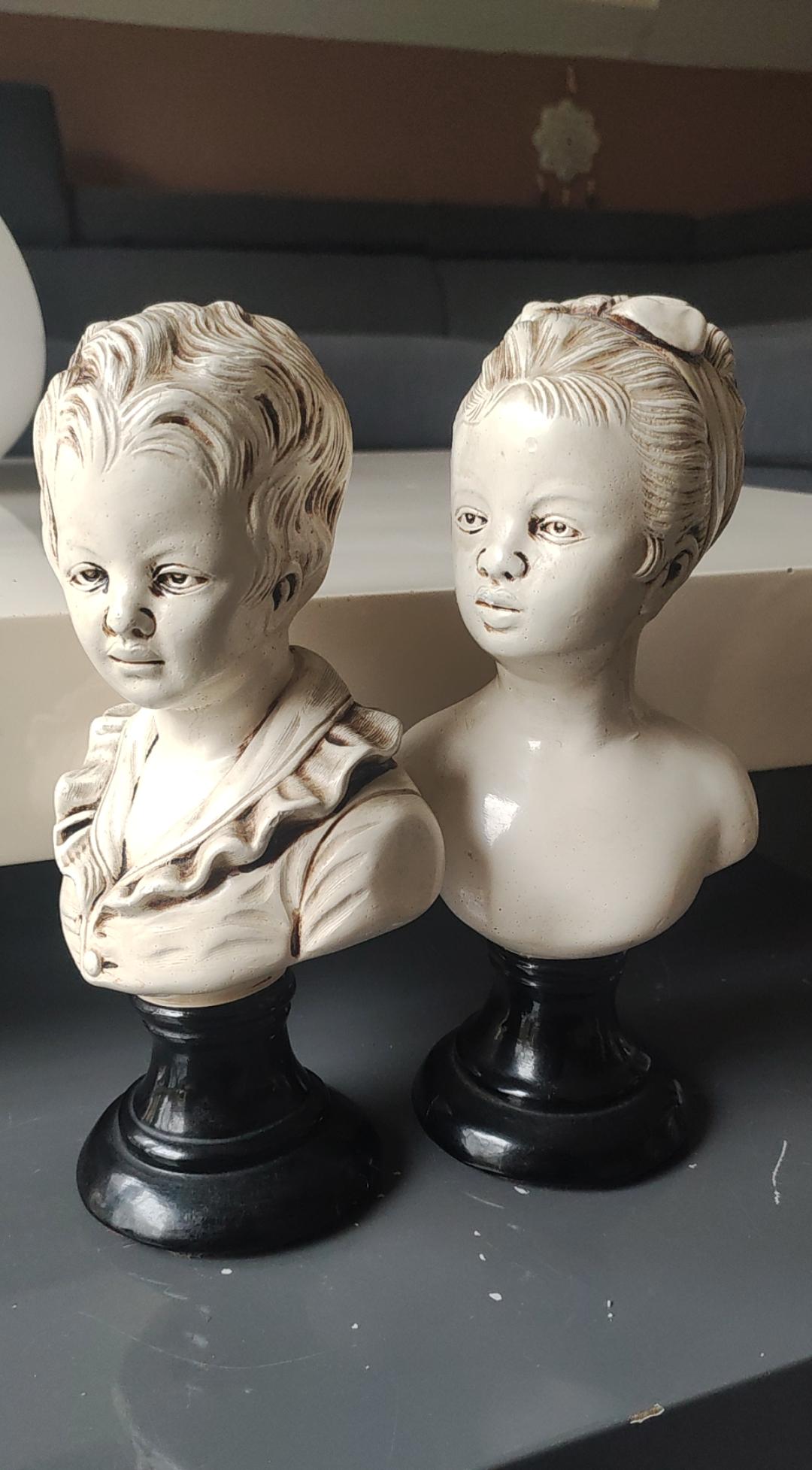 Pot Sculpture Femme Futuriste – Terre Cuite émaillée Bleu, Design Années 40, Vintage