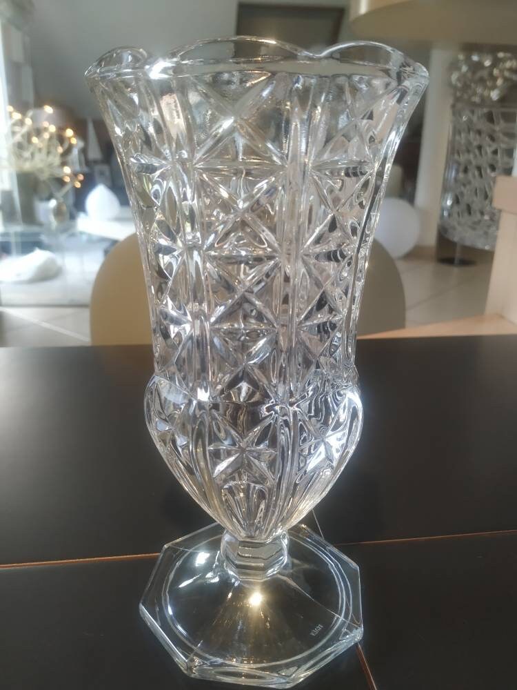 Vase Vintage Italien en Cristal Moulé. Style Empire/Régence. à Décor de Croisillons. Bords Polylobés