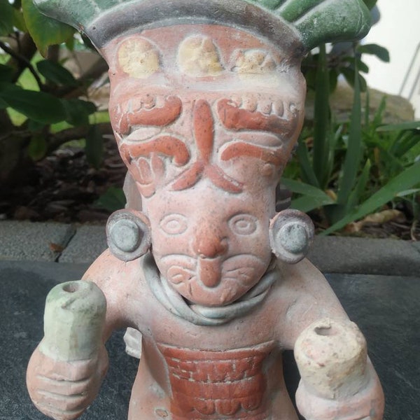 Sculpture/Statue Figurine Art Mexicain. Aztèque/Maya. En terre cuite. Reproduction de réplique pré-colombienne. Hauteur. 27 cm. TB état