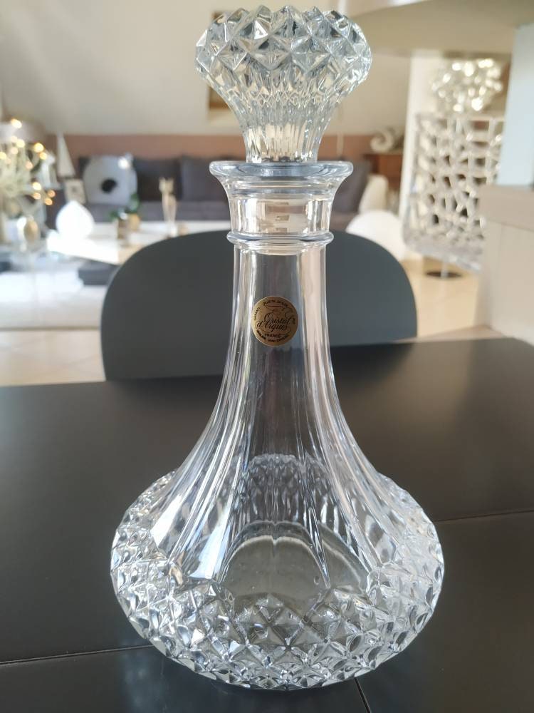 Carafe Vintage en Cristal. Cristal D Arques. Motifs à Facettes Forme de Losanges. Fines Striures Ver