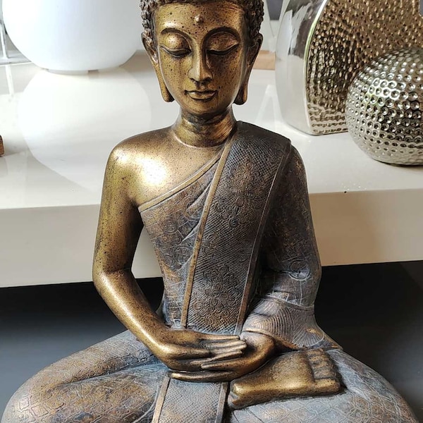 Big Buddha Thailand lotus position. In a posture of tranquility, concentration & meditation/ “Dhyani Mudra”. Polyresin/Height 42 cm