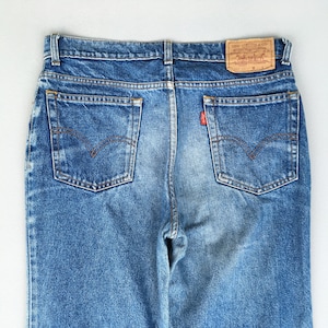 Size 32x28 Vintage Levi&#39;s 505 Regular Fit Light Washed Jeans Levis 505 Release Hem Faded Dirty Denim Levis Blue Faded Distressed Jeans W32