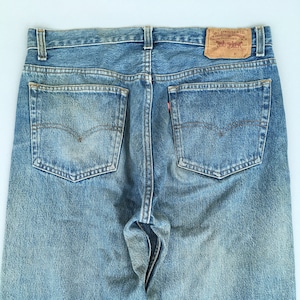 Size 30x32 Vintage Levis 501 Button Fly Jeans Levi&#39;s 90s Light Wash Blue Faded Jeans Levi&#39;s Denim Distressed Jeans Levis Usa Mom Jeans W30