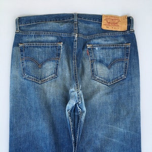 Size 35x32.5 Vintage 90&#39;s Levis 501 Medium Wash Jeans Faded Blue Jeans Levis 1990s Straight Cut Denim Distressed Jeans Levis Men Jeans W35