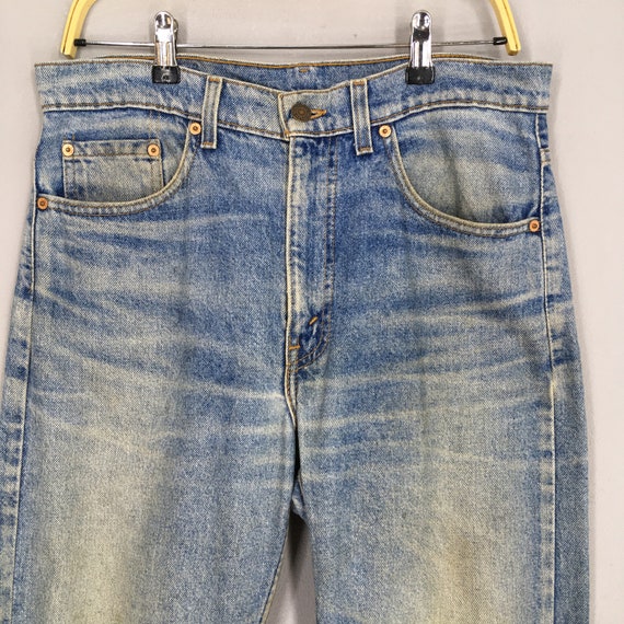 Size 32x30 Vintage Levis 505 0217 Light Wash Blue Jeans 1990s