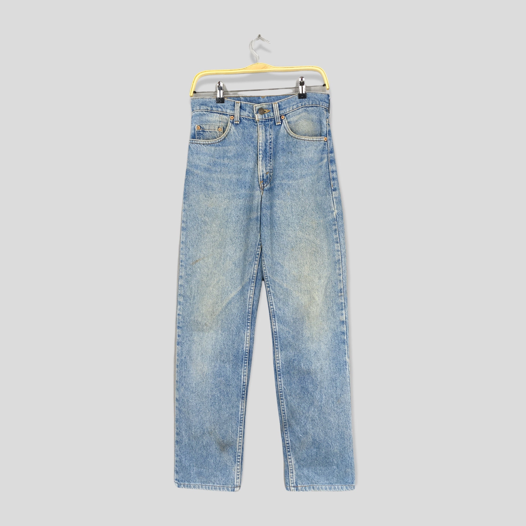 STREETURCHINVINTAGE Levi's 559 Men's Jeans Size 36 x 29 Medium Wash Jean Blue Denim Destroyed
