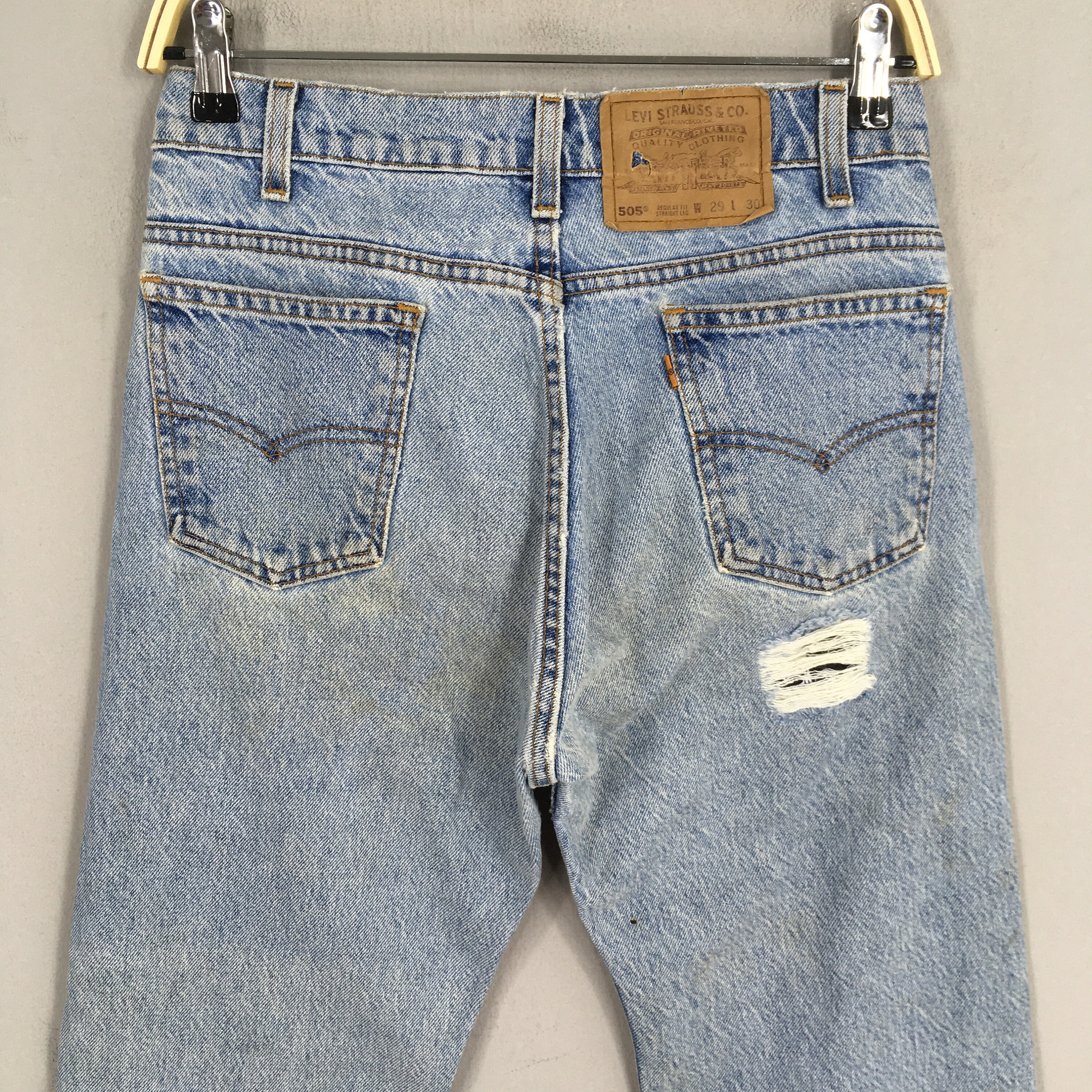 Size 27x28.5 Vintage Levi's 505 Light Wash Zipper Jeans 1990s