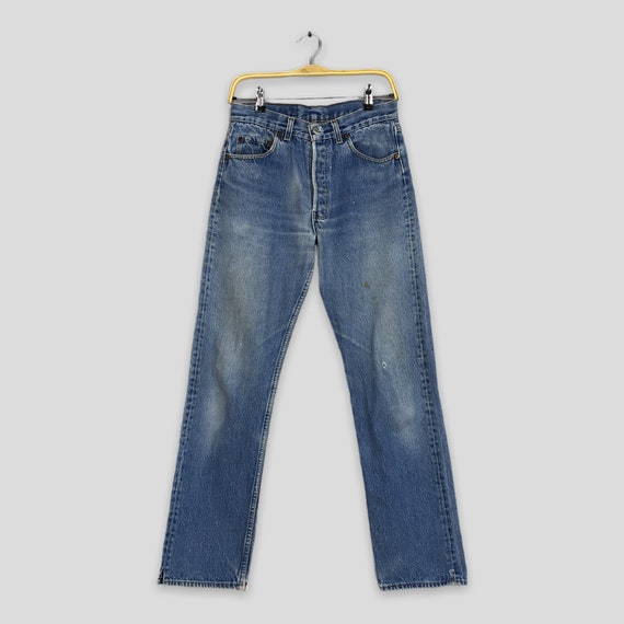 Size 28x30 Vintage Levi's 501 Light Wash Blue Jeans High