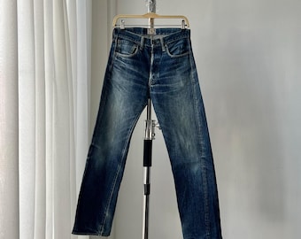 Größe 28x29 Vintage Pherrows Japan Faded Blue Selvedge Gerade geschnitten Jeans Redline Big E Patina Style Denim Leder Patch Japanische Jeans W28