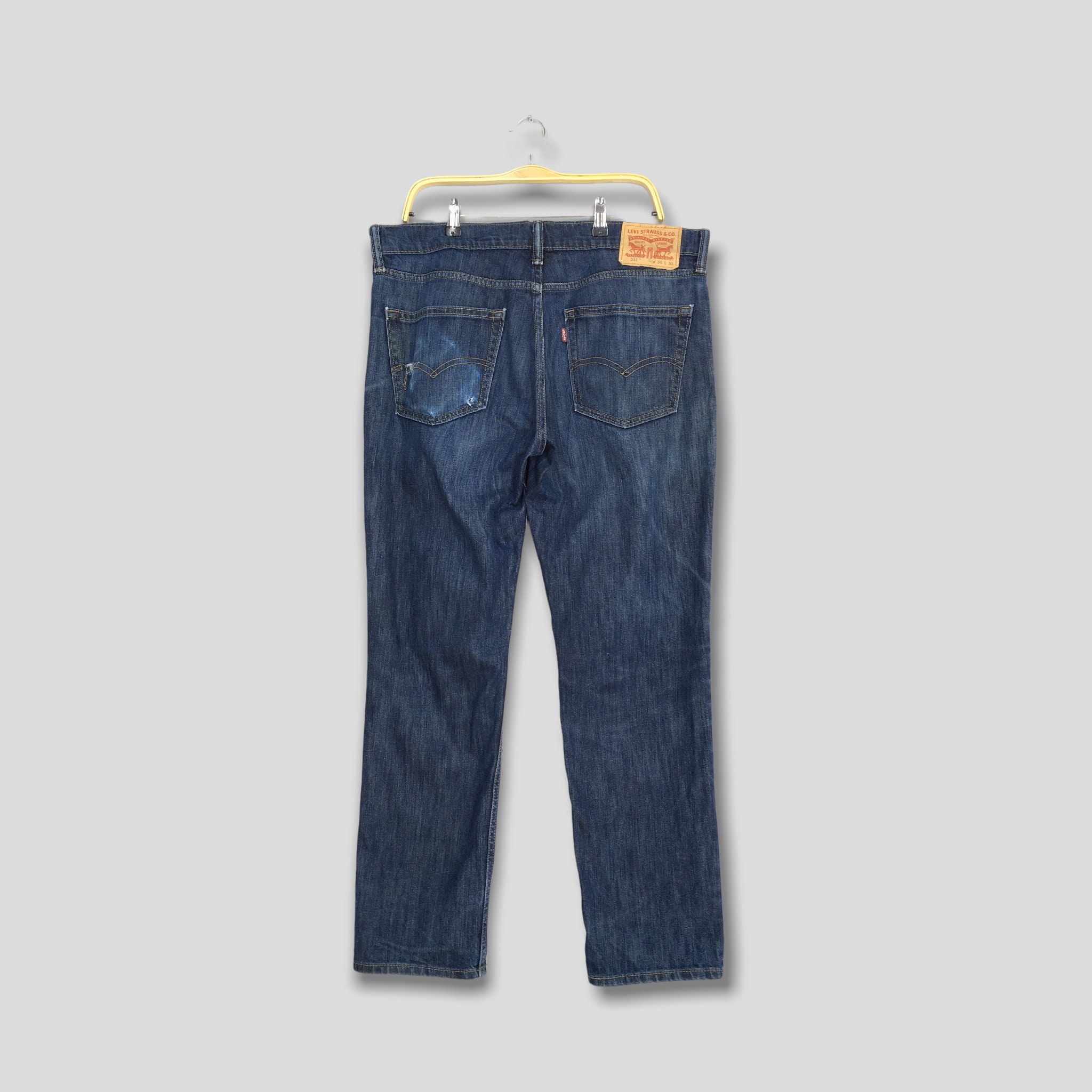 Size 38x30 Vintage Levis 511 Indigo Blue Jeans Faded Skinny Denim