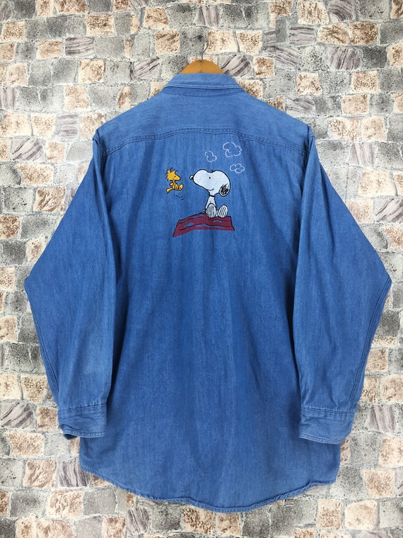 SNOOPY Woodstock Denim Blue Shirt Large Vintage 90/'s Snoopy Joe Cool Peanuts Cartoon Snoopy Comic Strip Blue Denim Jeans Oxfords Size L