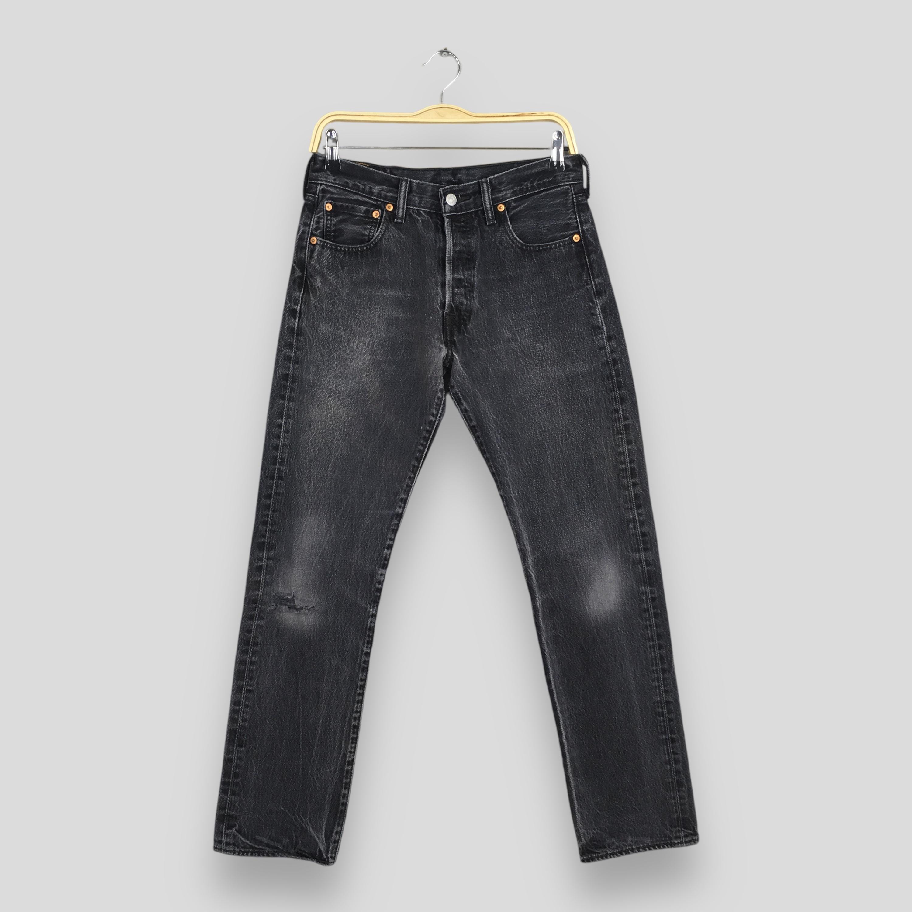 Levi's 501 90年代　USA製　W32 L32 Size 27x29 Vintage 90s Levi's 501 Black Jeans Light Wash Levi's