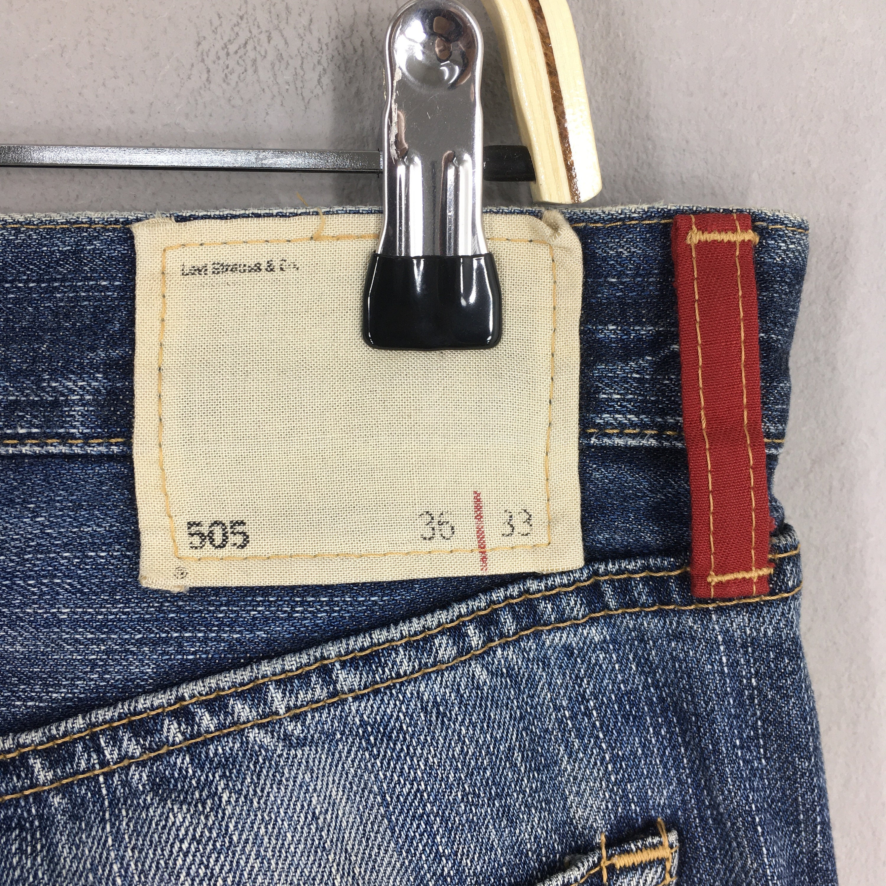Size 32x32 Vintage 80s Levi's 505 Faded Blue Jeans Light