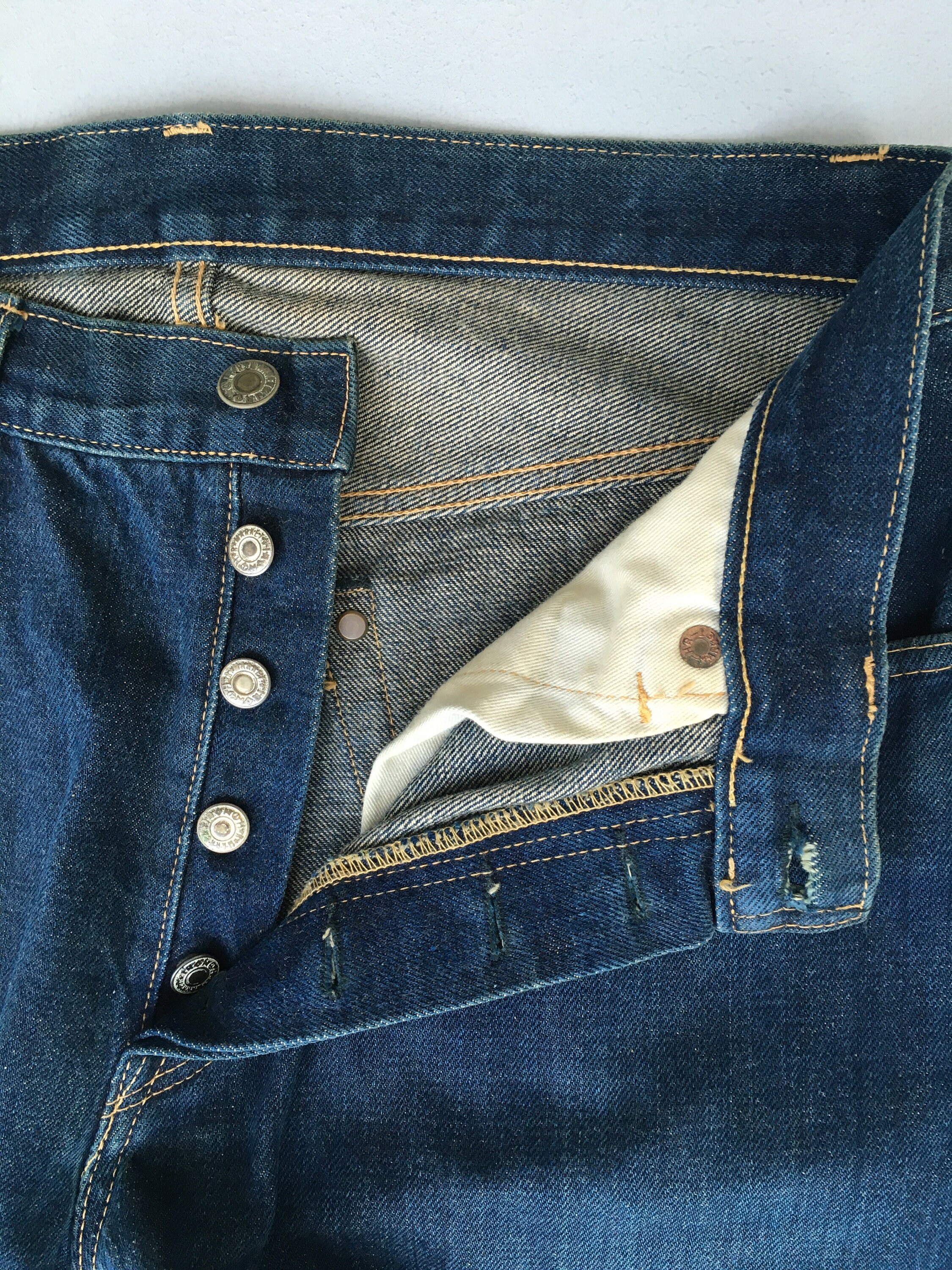 Cinch Men's Silver Label, Medium Indigo, 30x32 at Amazon