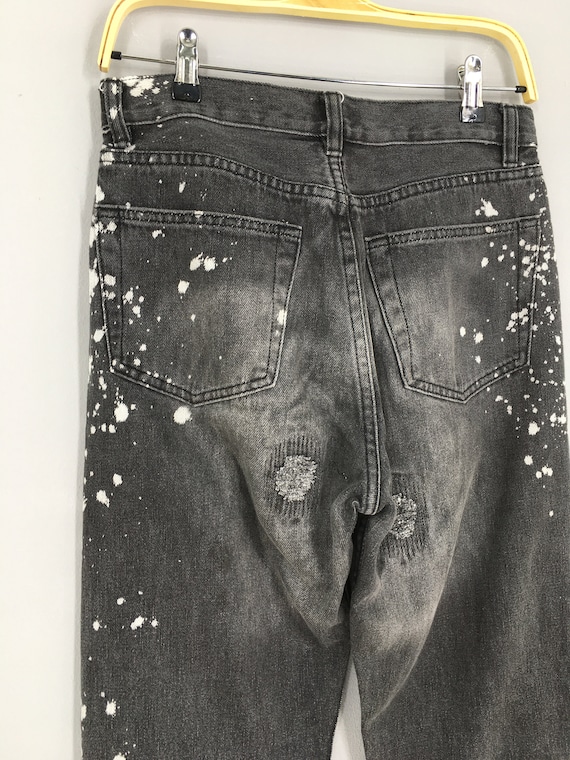 Size 29x32 Movin Japan Splatter Painter Jeans Distressed Size 29x32 Movin Japan Splatter Painter Jeans Distressed
