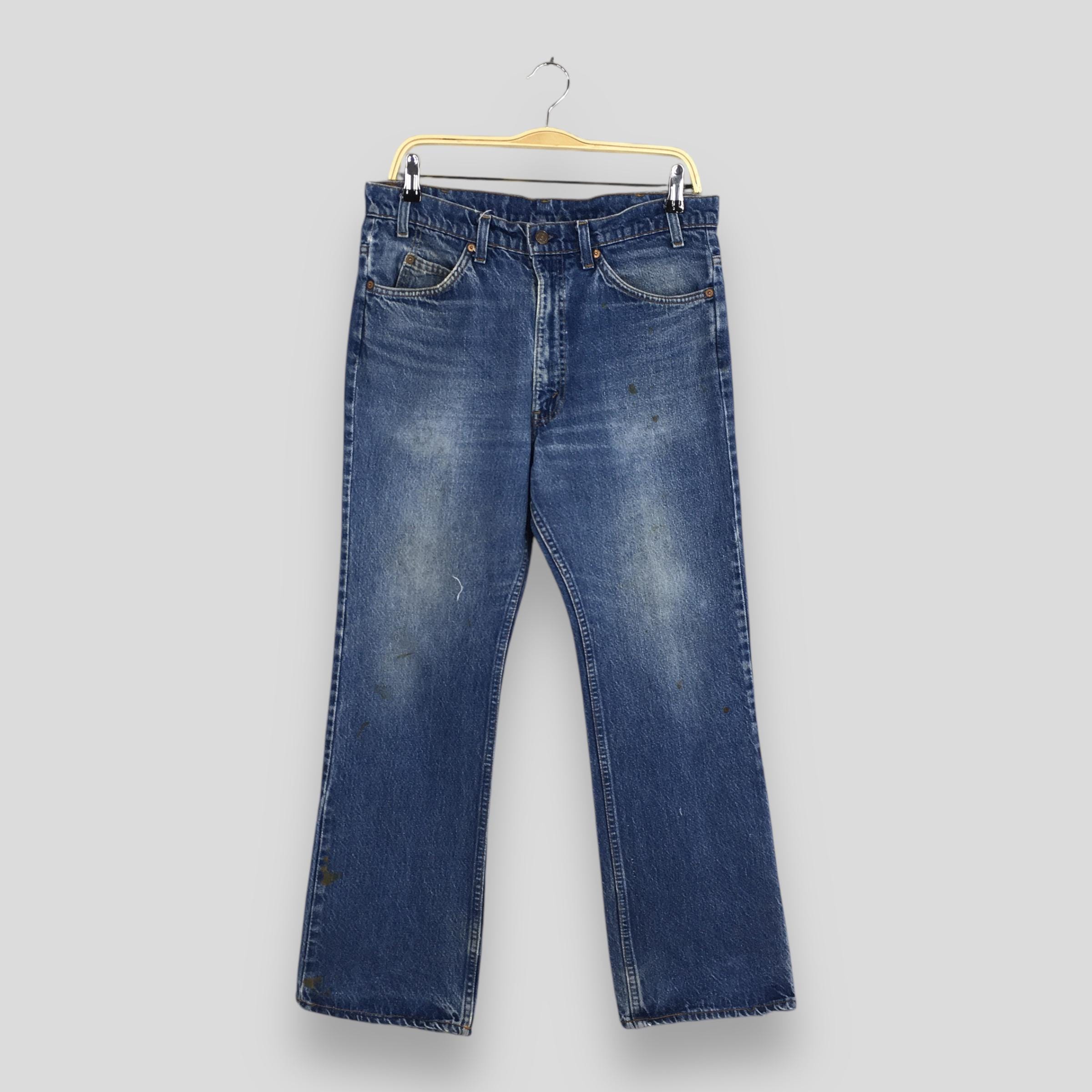 Size 31x28.5 Vintage Levi's 517 Blue Faded Flare Bootcut Jeans