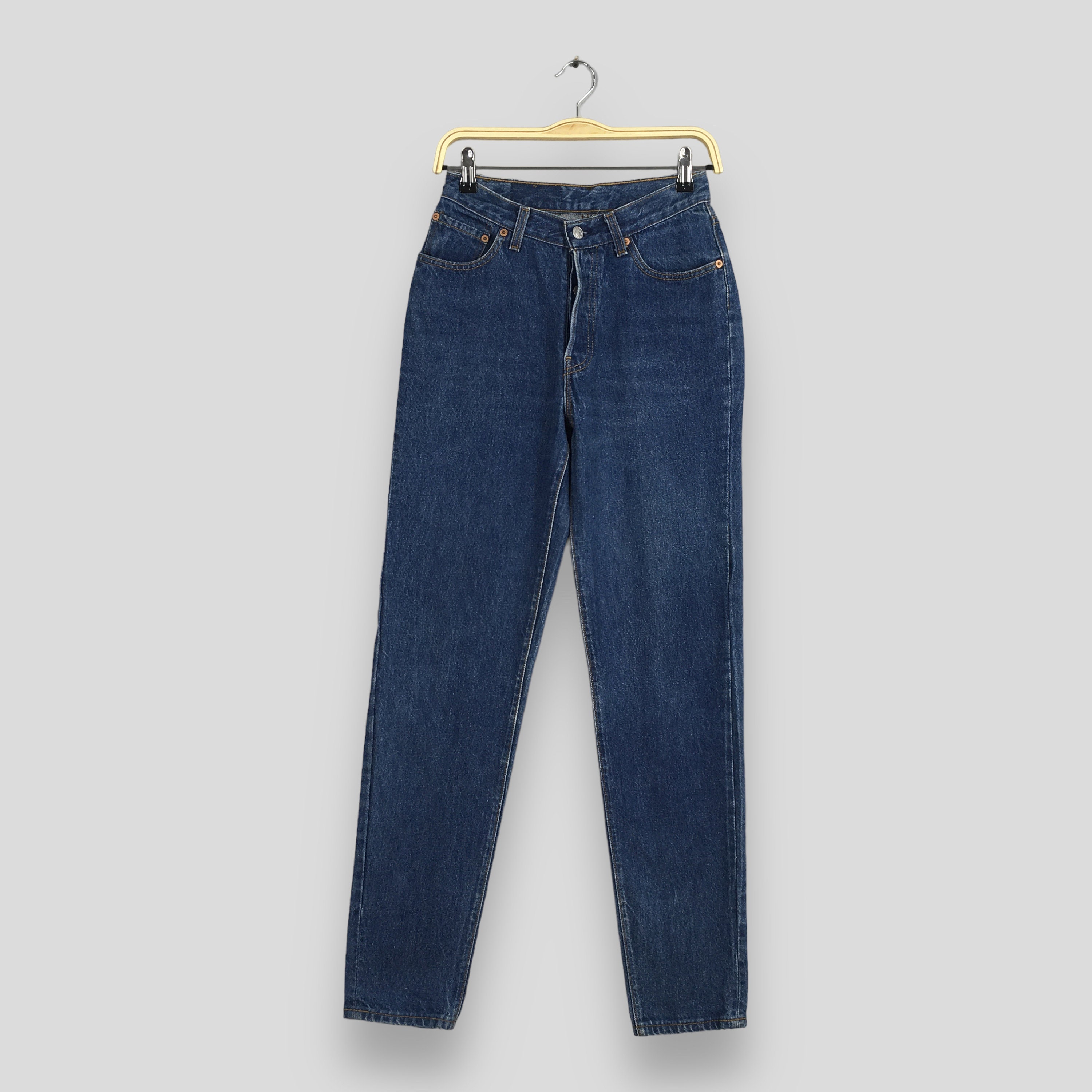 90s Levi's 501 USA製 Size 24x31 Vintage 90s Levi's 501 Faded Blue Jeans Light Wash
