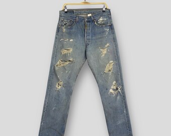 Taglia 31x28.5 Jeans Levi's 501 vintage anni '90 strappati e consumati Jeans Levi's con bottoni e vita alta in denim Levi's 501 stonewashed Jeans Levi's scoloriti W31