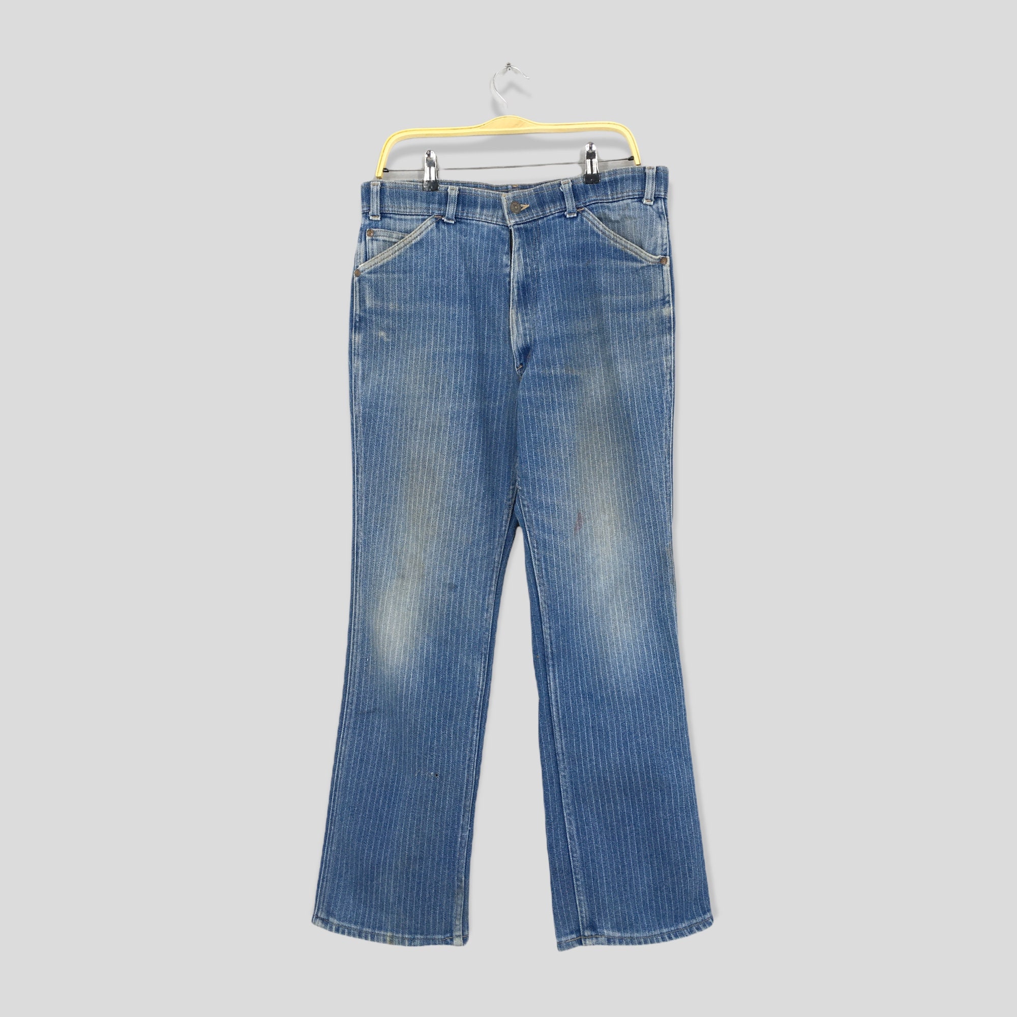 34x30 Vintage Levi's Action Casuals 