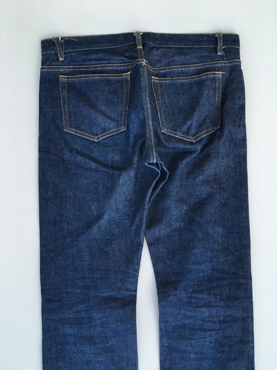 Size 33x33.5 APC France Indigo Blue 