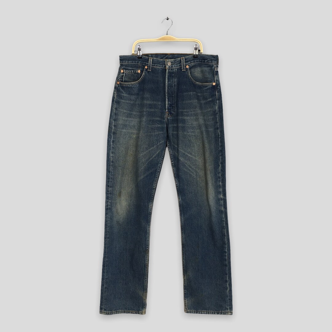 Size 31x32.5 Vintage 90s Levi's 501 Faded Stonewash Jeans