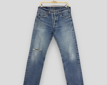 Taglia 31x28 Vintage anni '90 Levi's 501 Gamba dritta Denim effetto consumato Levi's Jeans a vita alta Levi's 501 Jeans strappati Unisex Levi 501 Usa Faded W31