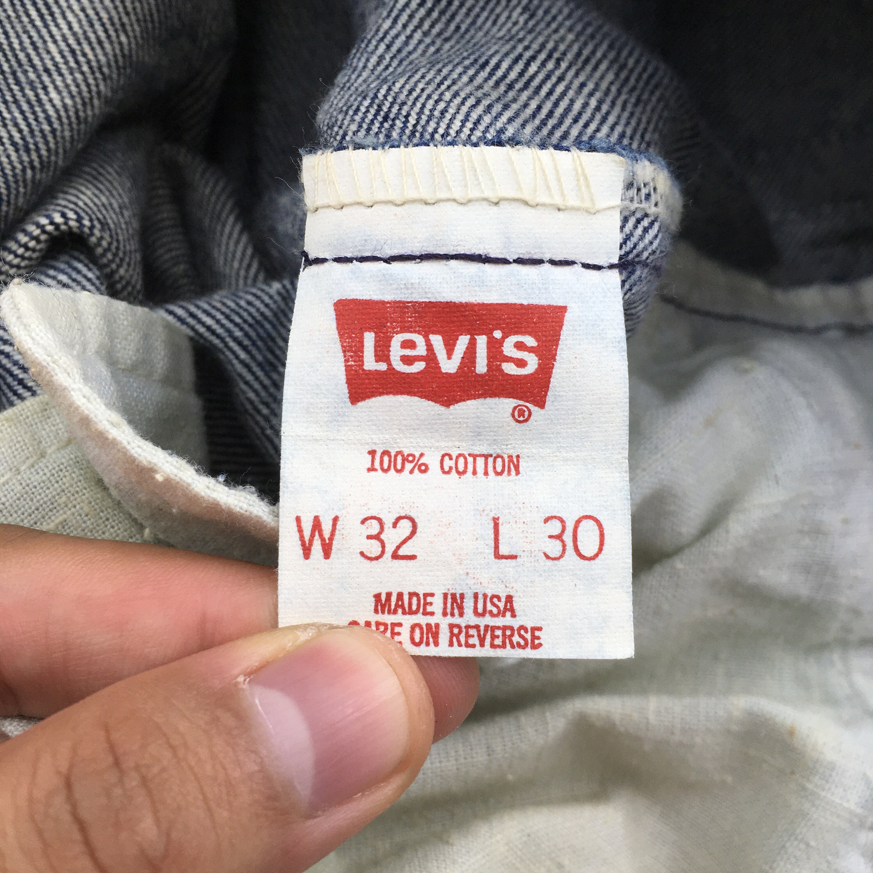 Size 31x30 Vintage Levi's 505 0216 Light Wash Zipper Jeans 1990s