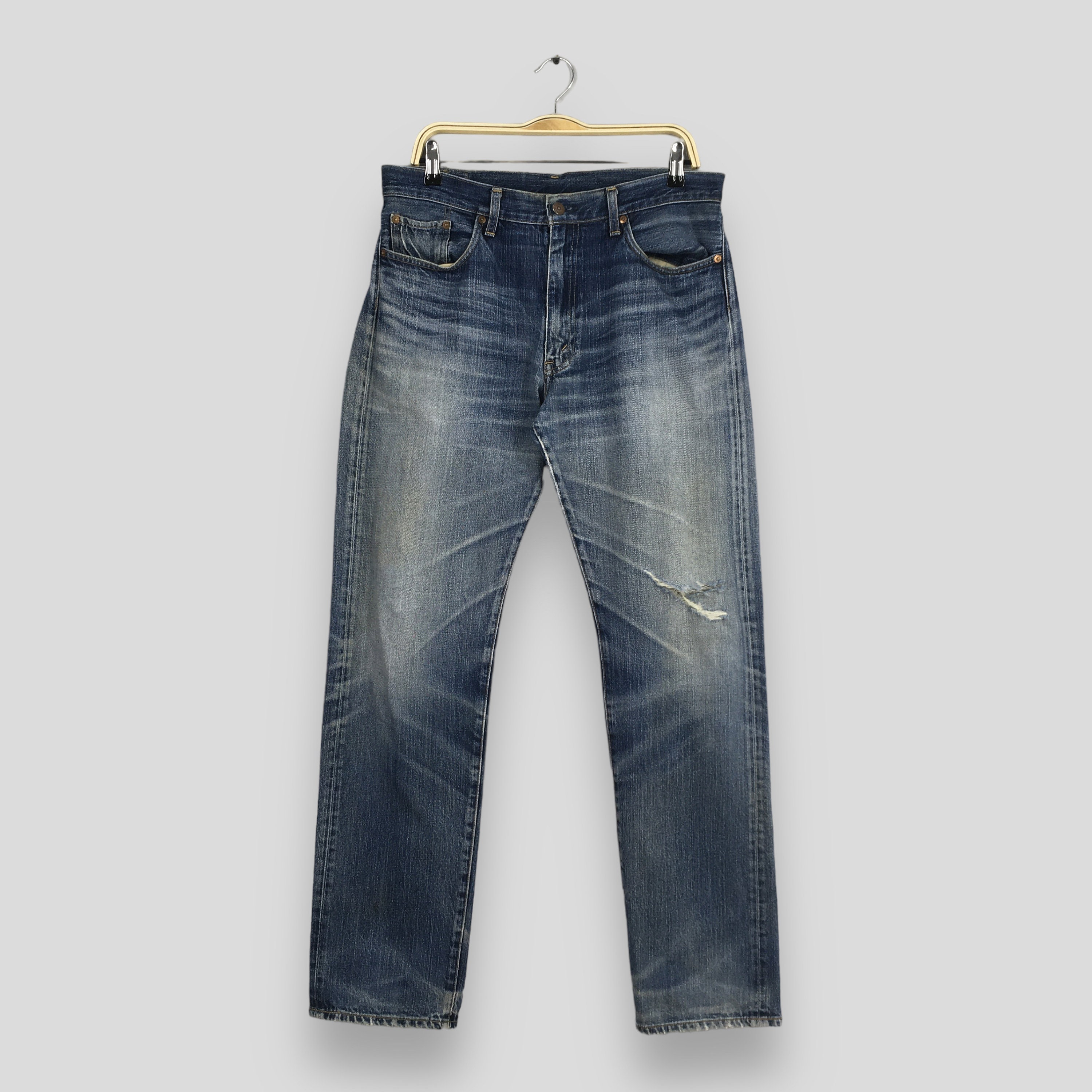 Size 32x32 Vintage 80s Levi's 505 Faded Blue Jeans Light