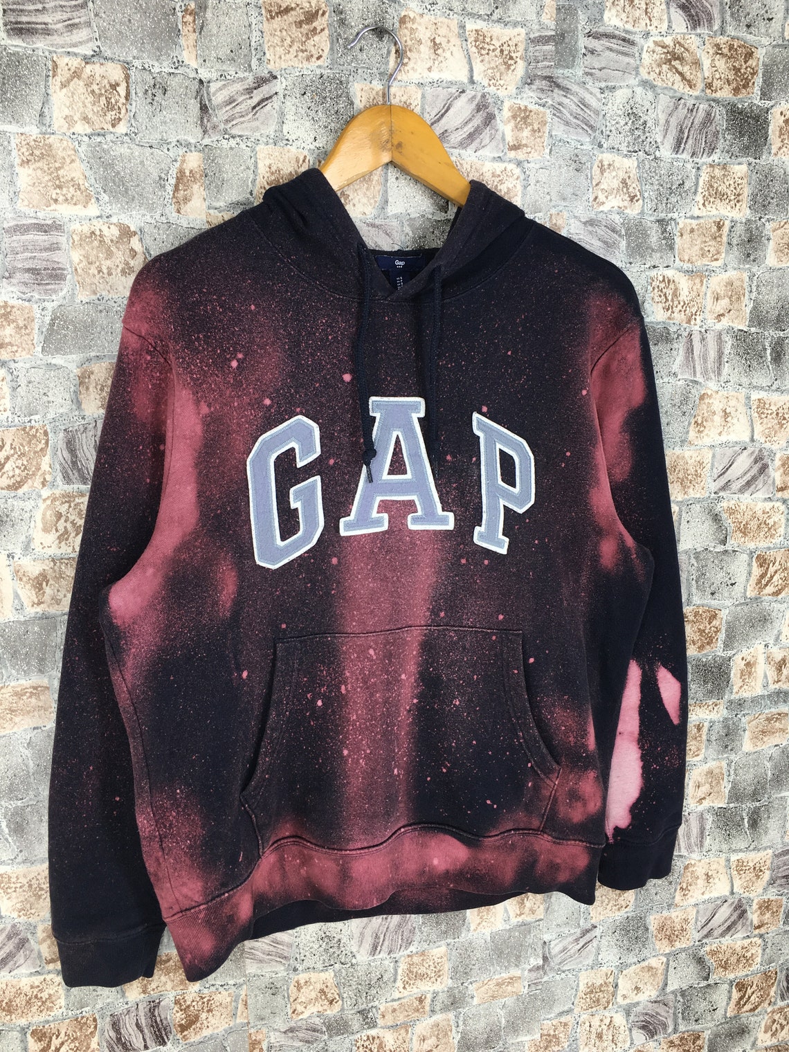 gap tie dye sweatshirt