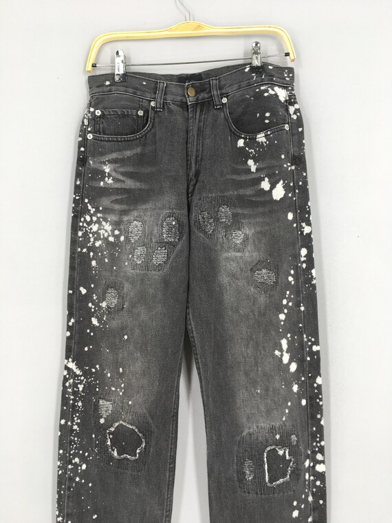 Size 29x32 Movin Japan Splatter Painter Jeans Distressed