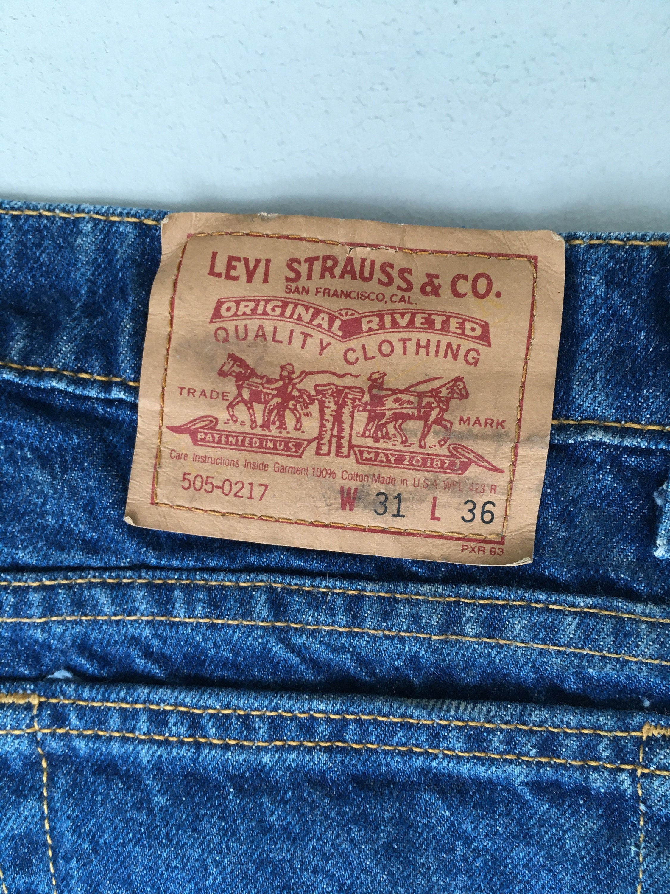 稀少 非売品 50s- Levi's advertising brass tag il_fullxfull.6494107785_32rl.jpg