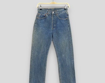 Vintage 80er Jahre Levi's 501 Jeans: Faded Light Wash Denim, Gerader Schnitt (W25 x 32)