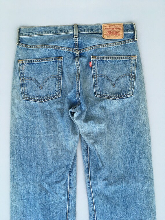 Vintage Levis 501 Jeans Faded Blue Medium Wash Distressed High 