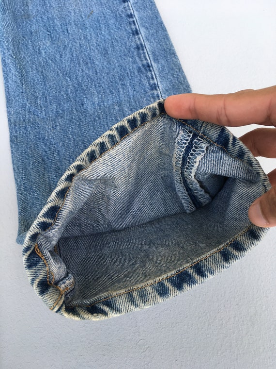 Size 28x33 Vintage 90s Levi's 501 Faded Blue Dirt… - image 6