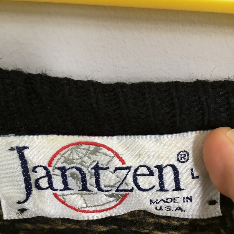 Vintage Jantzen Tribal Native Knitwear Wool Multicolor Large Stripes Sweatshirt Jantzen Usa Sportswear Women Sweater Size L