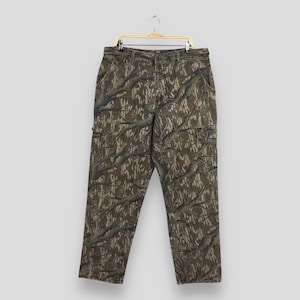 Taille 37 x 32 vintage Camouflage Mossy Oak Forest Cargo Pants Pantalon de chasse américain Pantalon de travail en écorce d'arbre Realtree Camo Surplus militaire W37