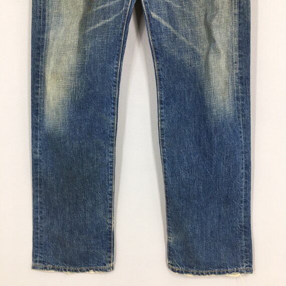 Size 32x32 Vintage Levi's 501 Faded Blue Jeans St… - image 3