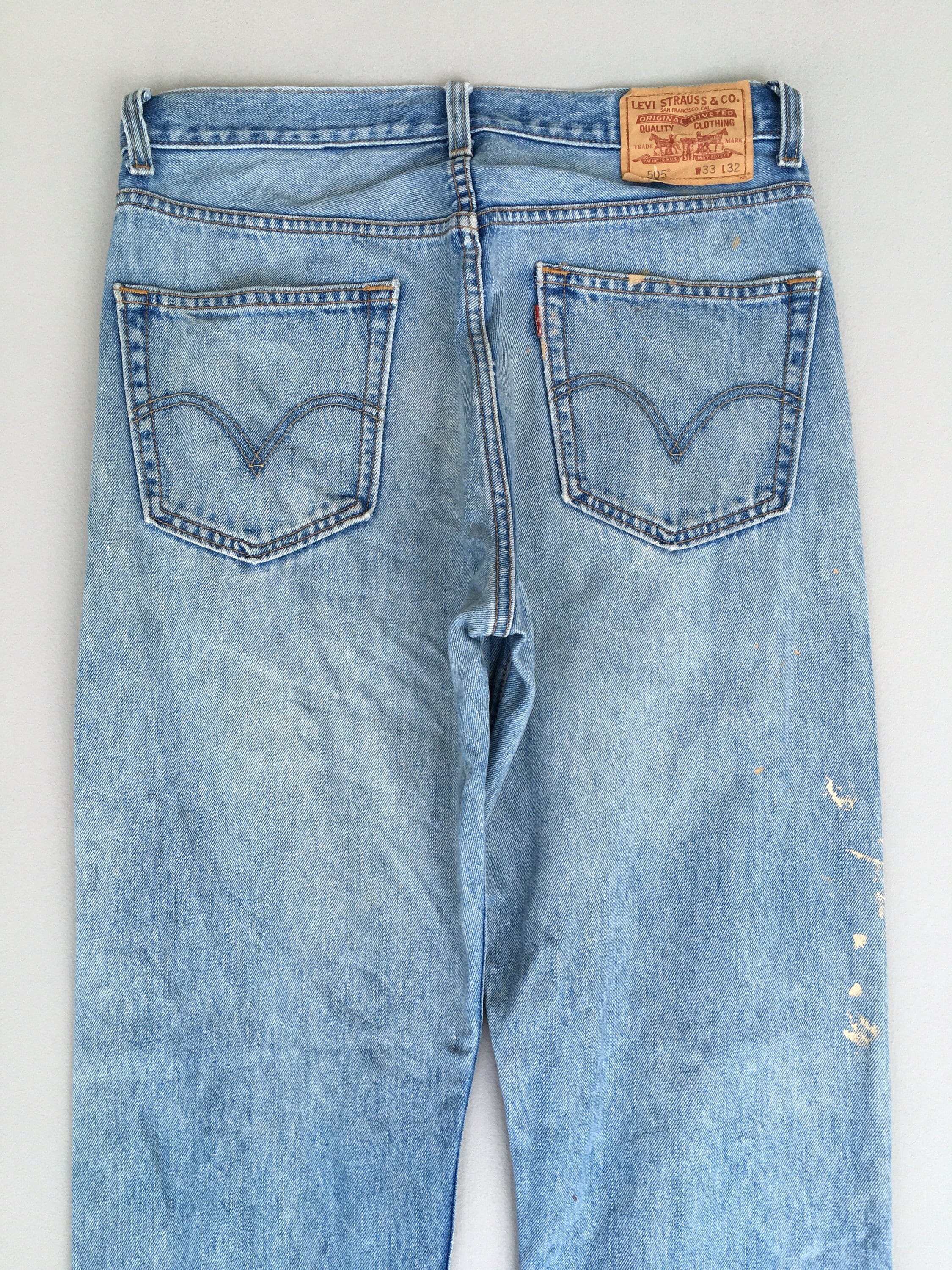 Size 32x31.5 Vintage Levis 505 Regular Fit Jeans Light Blue Size 32x31.5 Vintage Levis 505 Regular Fit Jeans Light Blue