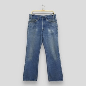 Talla 32x30 Vaqueros acampanados Levi&#39;s 517 descoloridos con lavado a la piedra, corte acampanado, años 80, vaqueros acampanados Levi&#39;s Mom, vaqueros acampanados Levi&#39;s Hi Flare W32